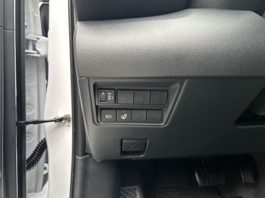 Toyota Yaris 1.5 Hybrid 115 Dynamic ActivLease financial lease