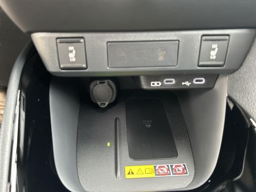 Toyota Yaris 1.5 Hybrid 115 Dynamic ActivLease financial lease