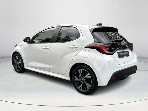 Toyota Yaris 1.5 Hybrid 115 Dynamic ActivLease financial lease