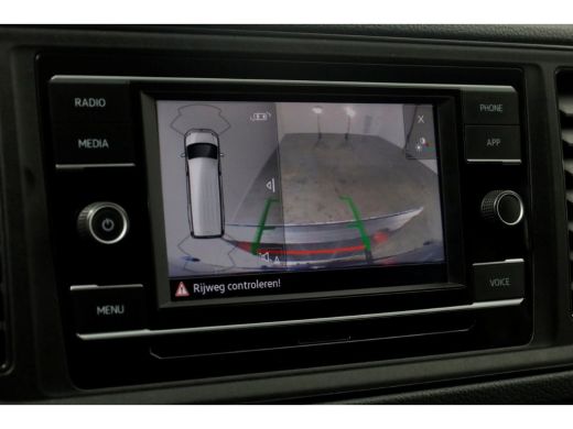 Volkswagen Crafter 35 2.0 TDI 140pk L3H3 (L2H2) DSG-Automaat Comfortline Laadklep 500kg 04-2022 ActivLease financial lease