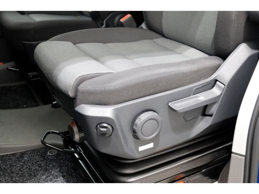 Volkswagen Crafter 35 2.0 TDI 140pk L3H3 (L2H2) DSG-Automaat Comfortline Laadklep 500kg 04-2022 ActivLease financial lease