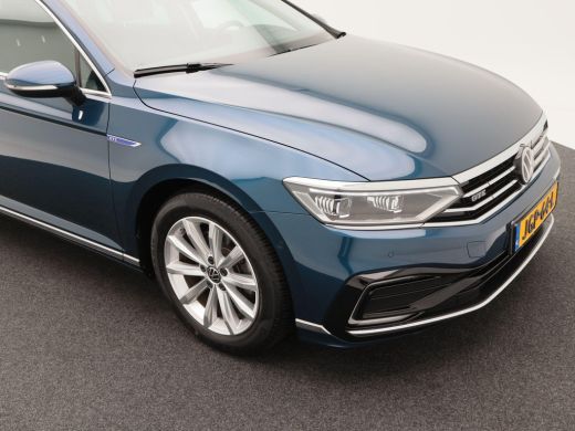 Volkswagen Passat Variant 1.4 TSi 218 Pk Automaat PHEV GTE Business | Full LED | Trekhaak | Camera | Navi | Dodehoe... ActivLease financial lease