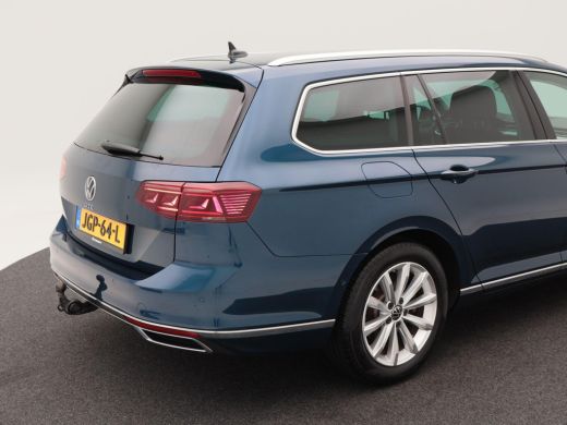 Volkswagen Passat Variant 1.4 TSi 218 Pk Automaat PHEV GTE Business | Full LED | Trekhaak | Camera | Navi | Dodehoe... ActivLease financial lease