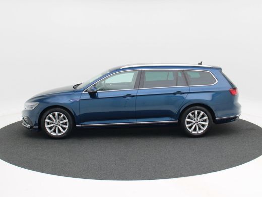 Volkswagen Passat Variant 1.4 TSi 218 Pk Automaat PHEV GTE Business | Full LED | Trekhaak | Camera | Navi | Dodehoe... ActivLease financial lease