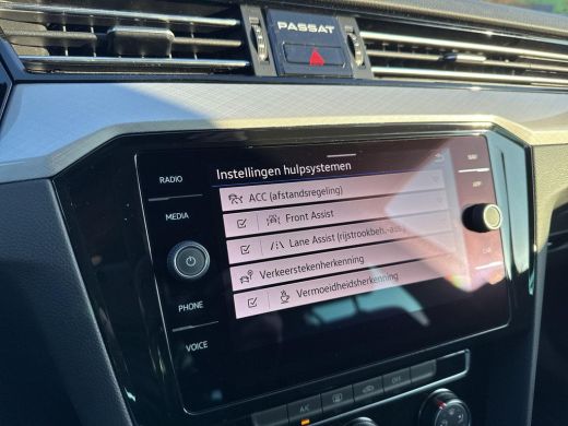 Volkswagen Passat Variant 1.5 TSI 150Pk DSG Style |150Pk | Automaat | Clima | ACC | ERGO | ActivLease financial lease