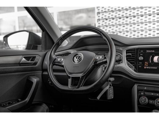 Volkswagen T-Roc 1.0 TSI Style Business | Airco | Apple Carplay/Android Auto|telefoonintegratie premium | Cruise c... ActivLease financial lease