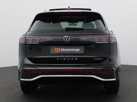 Volkswagen Tiguan 1.5 eHybrid R-Line Edition 272PK DSG Pano-Schuifdak, ErgoActive Bestuurdersstoel, Led Plus, Achte... ActivLease financial lease