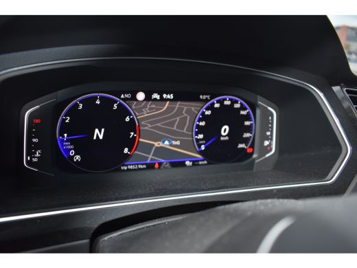 Volkswagen Tiguan R-LINE BUSINESS 1.5 TSI TREKHAAK | PANORAMA. DAK | IQ. LIGHT | APP. CONNECT | NAVIGATIE | STOEL. ... ActivLease financial lease