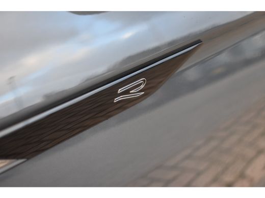 Volkswagen Tiguan R-LINE BUSINESS 1.5 TSI TREKHAAK | PANORAMA. DAK | IQ. LIGHT | APP. CONNECT | NAVIGATIE | STOEL. ... ActivLease financial lease