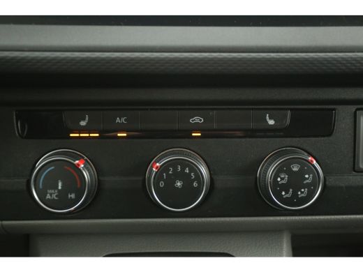 Volkswagen Transporter 2.0 TDI L2H1 | 150PK | Automaat | Airco | 3-Zits | Adaptive Cruise | Carplay | Camera | Parkeersens. ActivLease financial lease