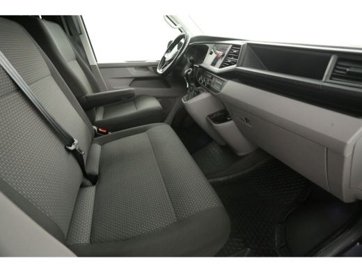 Volkswagen Transporter 2.0 TDI L2H1 | 150PK | Automaat | Airco | 3-Zits | Adaptive Cruise | Carplay | Camera | Parkeersens. ActivLease financial lease