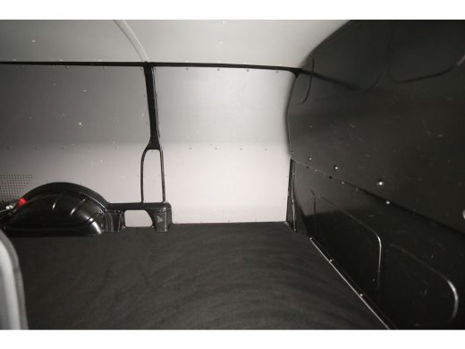 Volkswagen Transporter 2.0 TDI L2H1 | 150PK | Automaat | Airco | 3-Zits | Adaptive Cruise | Carplay | Camera | Parkeersens. ActivLease financial lease