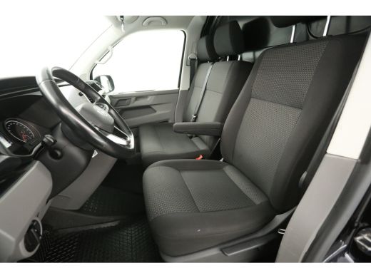 Volkswagen Transporter 2.0 TDI L2H1 | 150PK | Automaat | Airco | 3-Zits | Adaptive Cruise | Carplay | Camera | Parkeersens. ActivLease financial lease