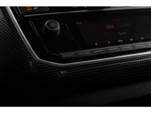 Volkswagen up! 1.0 | Airco | LED dagrijverlichting | Voorstoelen verwarmd ActivLease financial lease