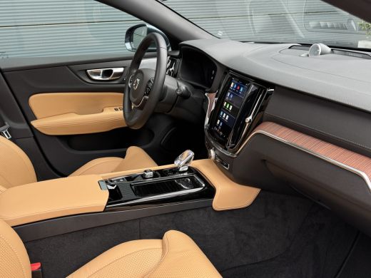 Volvo  V60 2.0 T8 Plug-in hybrid AWD Ultra Bright | Bowers&Wilkins | Massage | HUD | 360 Camera | ActivLease financial lease