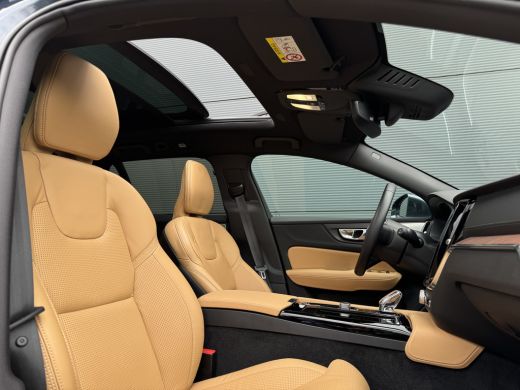 Volvo  V60 2.0 T8 Plug-in hybrid AWD Ultra Bright | Bowers&Wilkins | Massage | HUD | 360 Camera | ActivLease financial lease