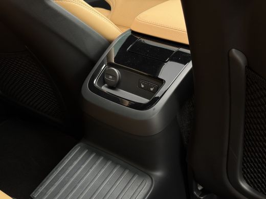 Volvo  V60 2.0 T8 Plug-in hybrid AWD Ultra Bright | Bowers&Wilkins | Massage | HUD | 360 Camera | ActivLease financial lease