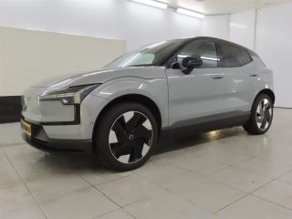 Volvo  EX30 Single Motor Extended Range Ultra 69 kWh | Panoramadak | Trekhaak | 360 camera | Power seats | St...