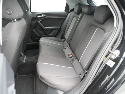 Audi A1 Sportback Sportback 25 TFSI 95pk Navi via app Cruise Lm velgen 297 ActivLease financial lease