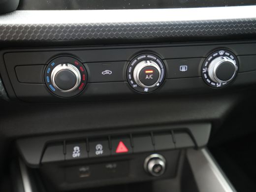 Audi A1 Sportback Sportback 25 TFSI 95pk Navi via app Cruise Lm velgen 297 ActivLease financial lease