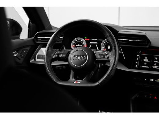 Audi A3 Limousine 30 TFSI S edition 115PK | Fabrieksgarantie 2028 | Camera achter | Adaptieve cruise cont... ActivLease financial lease
