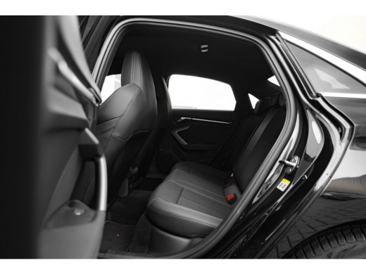 Audi A3 Limousine 30 TFSI S edition 115PK | Fabrieksgarantie 2028 | Camera achter | Adaptieve cruise cont... ActivLease financial lease