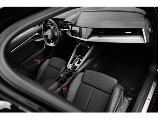 Audi A3 Limousine 30 TFSI S edition 115PK | Fabrieksgarantie 2028 | Camera achter | Adaptieve cruise cont... ActivLease financial lease