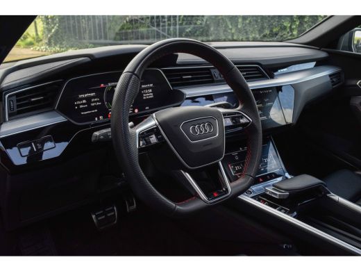 Audi Q8 Sportback e-tron 55 Competition Quattro / 2x S-line/ Luchtvering/ Standkachel/ Bang & Olufsen Sound System/ Panora... ActivLease financial lease