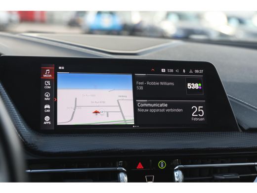 BMW 1 Serie 118i Sport Line Automaat / Sportstoelen / LED / Cruise Control / PDC / Live Cockpit Professional ActivLease financial lease