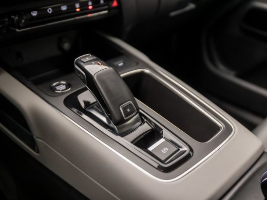 Citroën C5 Aircross 1.2 PureTech Sport Automaat (VIRTUAL COCKPIT, APPLE CARPLAY, GROOT NAVI, KEYLESS, GETINT GLAS, LE... ActivLease financial lease