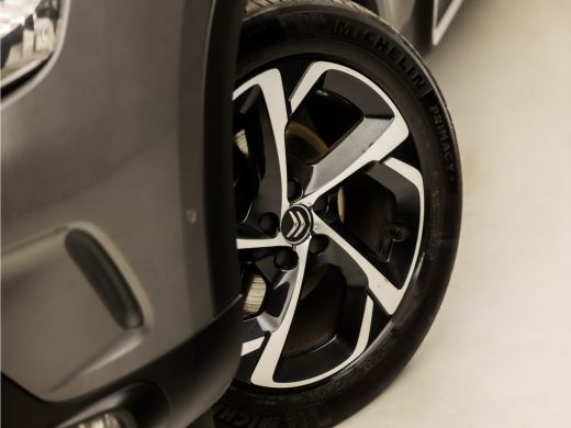 Citroën C5 Aircross 1.2 PureTech Sport Automaat (VIRTUAL COCKPIT, APPLE CARPLAY, GROOT NAVI, KEYLESS, GETINT GLAS, LE... ActivLease financial lease