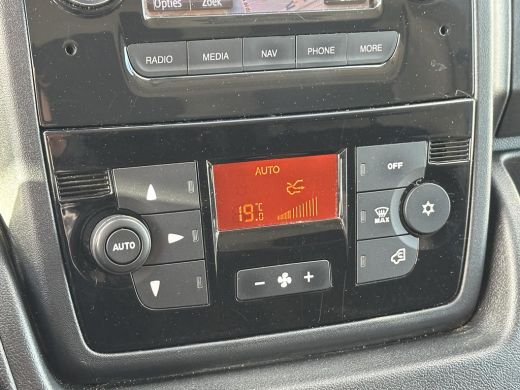 Citroën Jumper 2.2 BlueHDi 165 L3H2 3.5t Navi|Trekhaak|Camera ActivLease financial lease