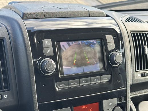 Citroën Jumper 2.2 BlueHDi 165 L3H2 3.5t Navi|Trekhaak|Camera ActivLease financial lease