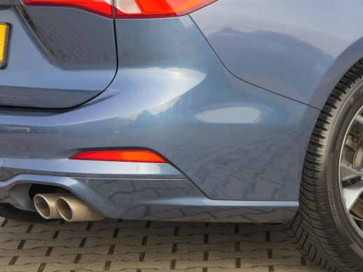 Ford Focus 1.0 EcoBoost ST Line | Winter Pack | Keyless | Navigatie | CarPlay/Android Auto | DAB | LED | Cli... ActivLease financial lease