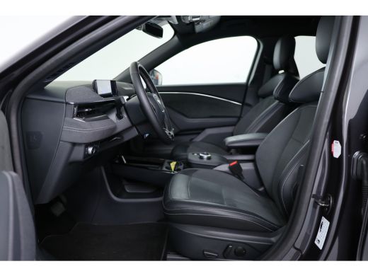 Ford Mustang Mach-E Mach-E GT Extended AWD 98 kWh | Panoramadak | Matrix Led | B&O | Adaptive Cruise | 360 Camera | E... ActivLease financial lease