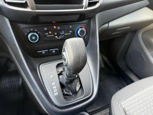 Ford Transit Connect 1.5 EcoBlue Automaat Hondenauto 2x Bench/hondenrek ActivLease financial lease