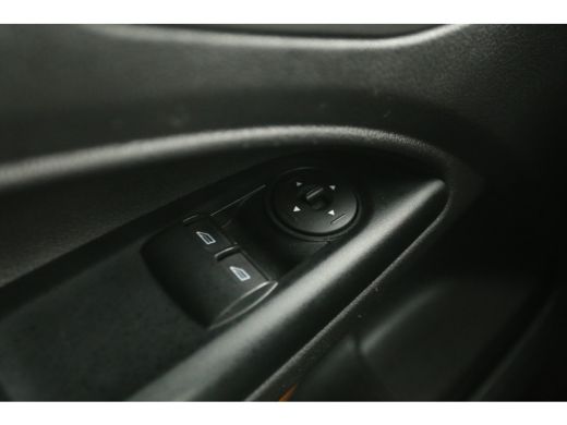 Ford Transit Connect 1.5 TDCI L2 100PK | Airco | 3-Zits | Trekh. | Parkeersens. | Schuifdeur ActivLease financial lease