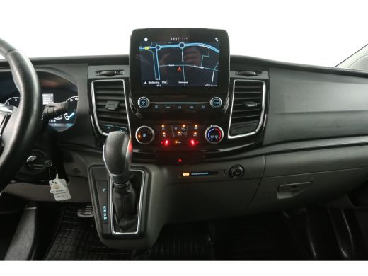 Ford Transit Custom 310 2.0 TDCI L2H1 170PK Sport | Automaat | Airco | Cruise | Camera | 3-Zits | Trekh. | Navi | Car... ActivLease financial lease