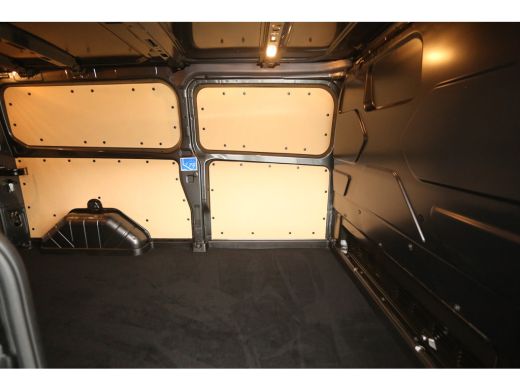 Ford Transit Custom 310 2.0 TDCI L2H1 170PK Sport | Automaat | Airco | Cruise | Camera | 3-Zits | Trekh. | Navi | Car... ActivLease financial lease