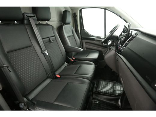 Ford Transit Custom 310 2.0 TDCI L2H1 170PK Sport | Automaat | Airco | Cruise | Camera | 3-Zits | Trekh. | Navi | Car... ActivLease financial lease
