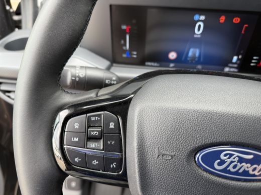 Ford Transit Custom 320 2.0 TDCI 136 PK EURO 6 L2H1 Trend Stoelverwarming/CarPlay/achteruitrijcamera ActivLease financial lease