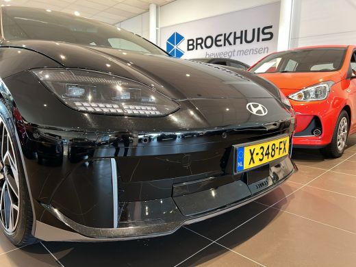 Hyundai IONIQ 6 Lounge 77.4 kWh | Panorama schuifdak | Adaptive cruise control | Dodehoek detectie | Bestuurderss... ActivLease financial lease