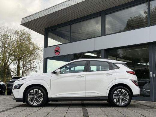Hyundai Kona EV Comfort 64 kWh | Virtual | Camera | Carplay | ActivLease financial lease