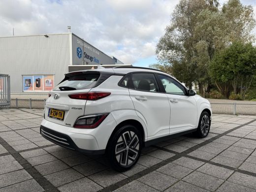 Hyundai Kona EV Comfort 64 kWh | Virtual | Camera | Carplay | ActivLease financial lease