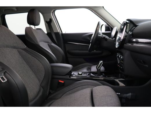 Mini Clubman Cooper Automaat / Achteruitrijcamera / Comfort Access / LED / Comfortstoelen / Stoelverwarming / ... ActivLease financial lease