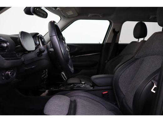 Mini Clubman Cooper Automaat / Achteruitrijcamera / Comfort Access / LED / Comfortstoelen / Stoelverwarming / ... ActivLease financial lease