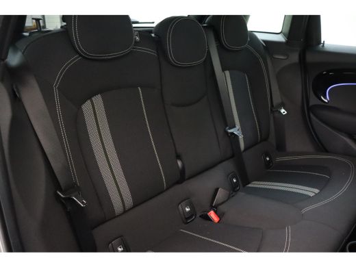 Mini Cooper Cooper John Cooper Works / JCW Sportstoel / Adaptief onderstel / LED / Airconditioning / Cruise C... ActivLease financial lease