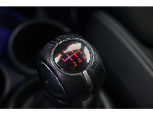 Mini Cooper Cooper John Cooper Works / JCW Sportstoel / Adaptief onderstel / LED / Airconditioning / Cruise C... ActivLease financial lease