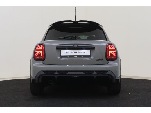 Mini Cooper Cooper John Cooper Works / JCW Sportstoel / Adaptief onderstel / LED / Airconditioning / Cruise C... ActivLease financial lease