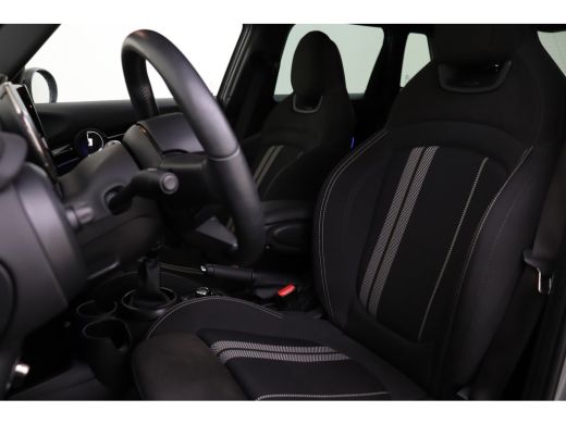Mini Cooper Cooper John Cooper Works / JCW Sportstoel / Adaptief onderstel / LED / Airconditioning / Cruise C... ActivLease financial lease